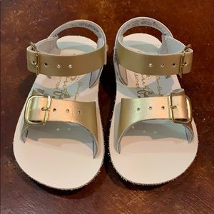 Sun-San Surfer Gold Sandals with Box!